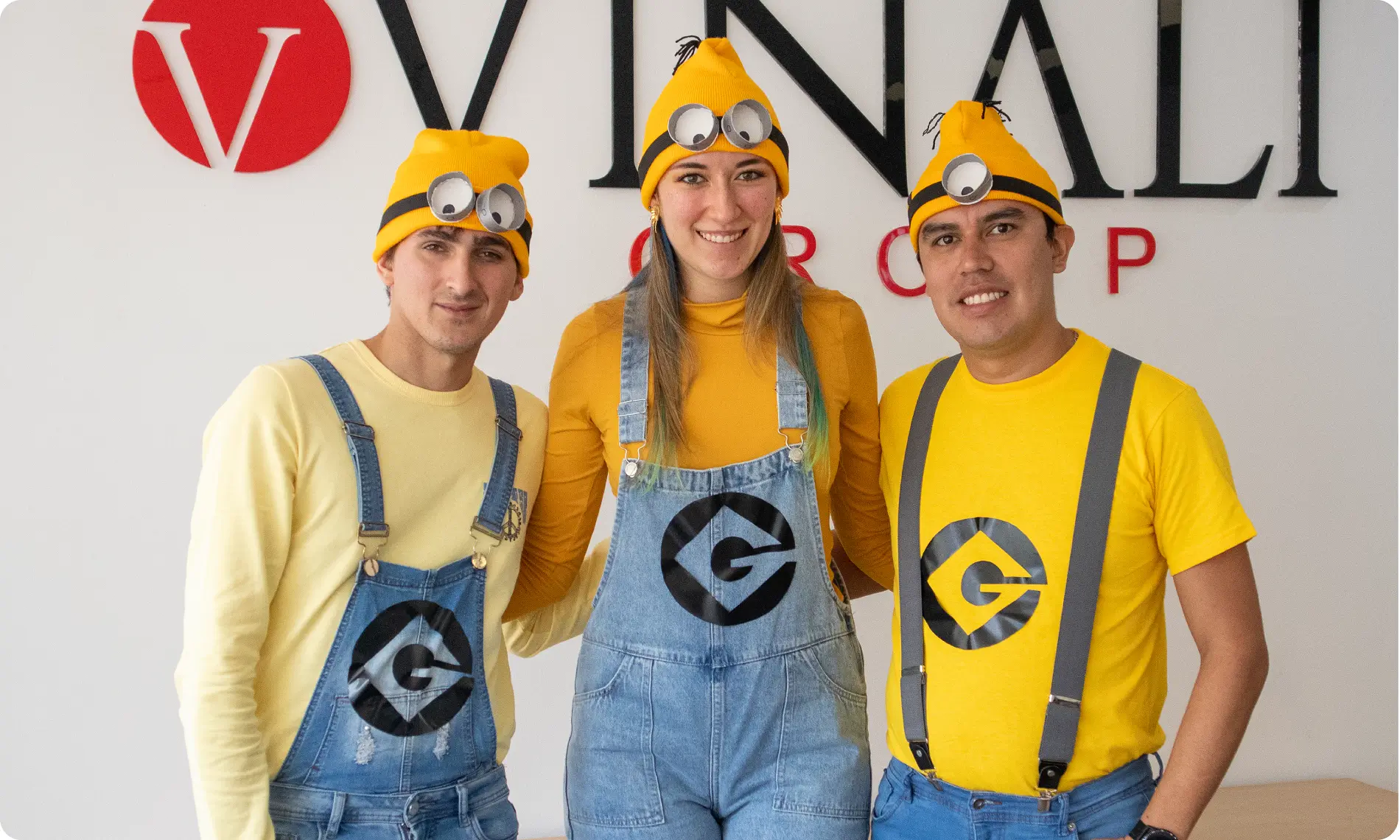 vinali people cosplay Minios